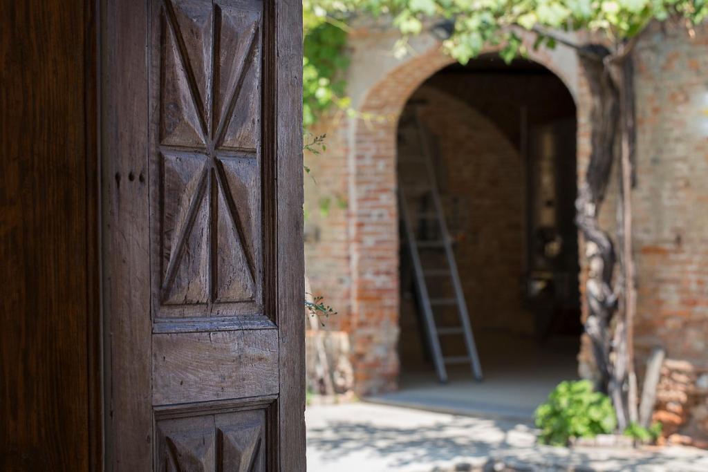 San Martino Alfieri Marchesi Alfieri - Cantine E Ospitalita المظهر الخارجي الصورة